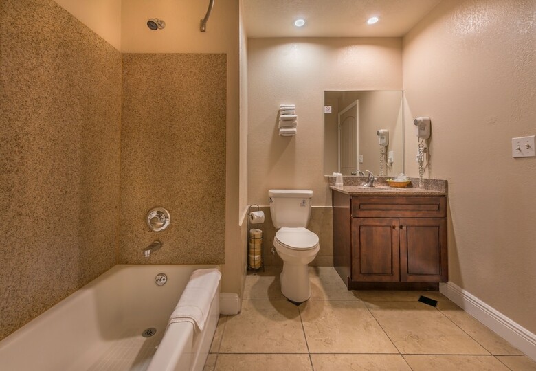 Hotel Edgewater Inn Reedley