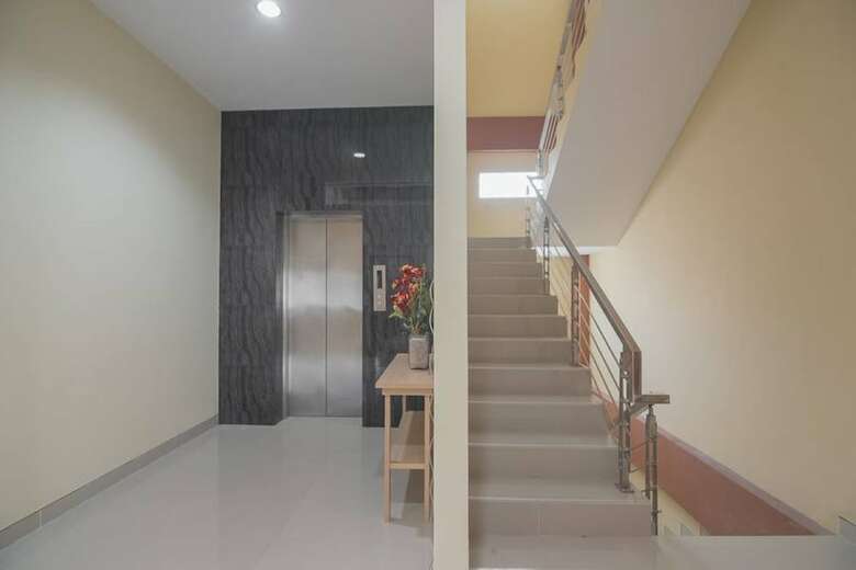 Hotel Reddoorz Near Islamic Center Samarinda