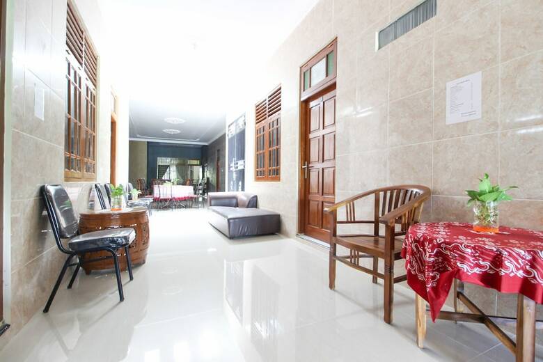 Hotel Reddoorz Near Candi Ratu Boko