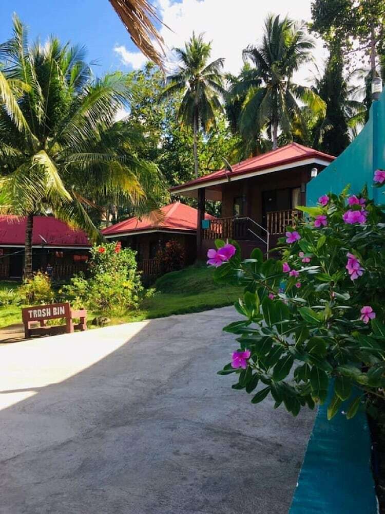 Juvies Resort Hotel And Restaurant