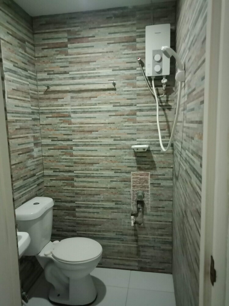 Juvies Resort Hotel And Restaurant
