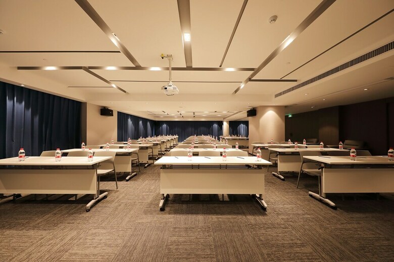 Hotel Hampton By Hilton Technology City