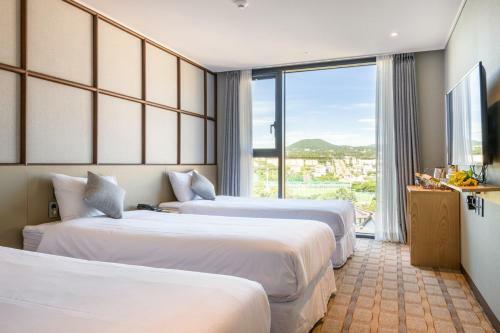Shin Shin Hotel Cheonjiyeon