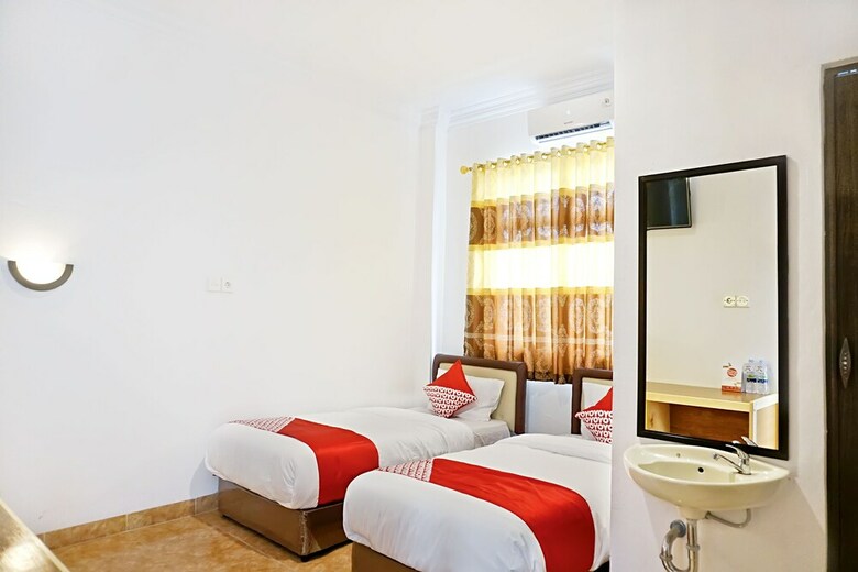 Hotel Oyo 694 Khasanah Residence
