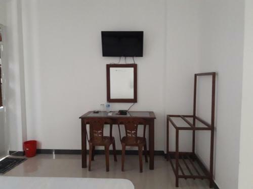 Hotel Kanora Lake Resort
