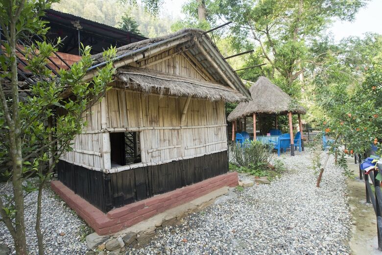 Hotel Trishuli Riverside Resort