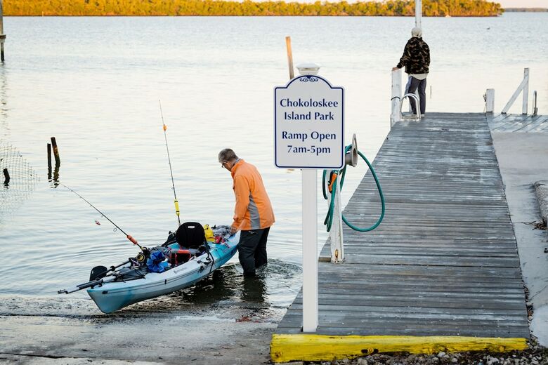 Chokoloskee Island Park And Marina
