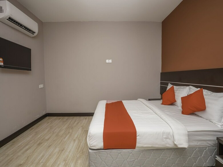 Oyo 1043 Get Inn Hotel Sendayan