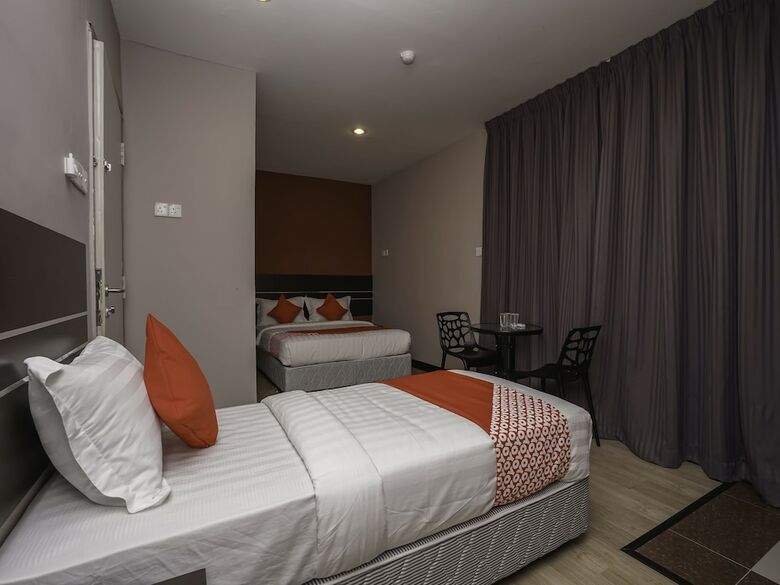 Oyo 1043 Get Inn Hotel Sendayan