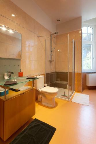 B&B Josaphat Park