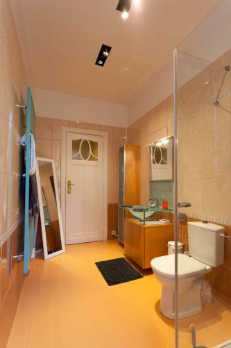 B&B Josaphat Park