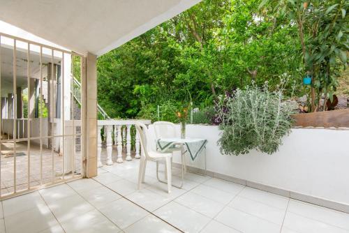 Seaview Apartment Duki
