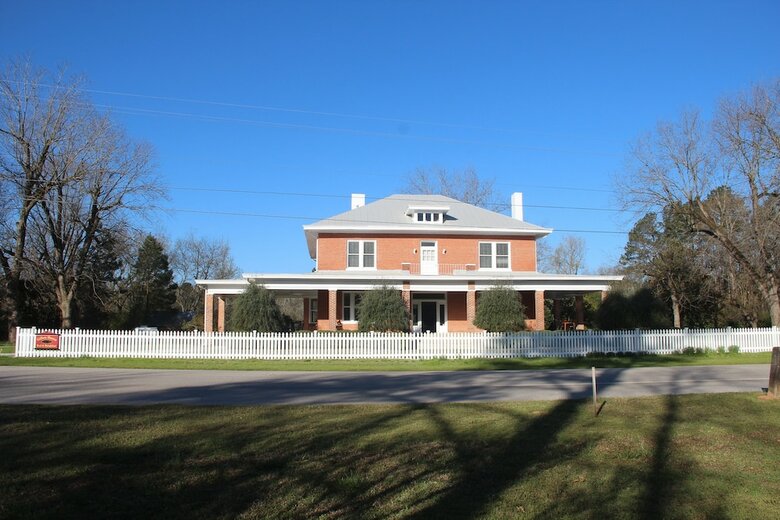 Gillen House Bed And Breakfast
