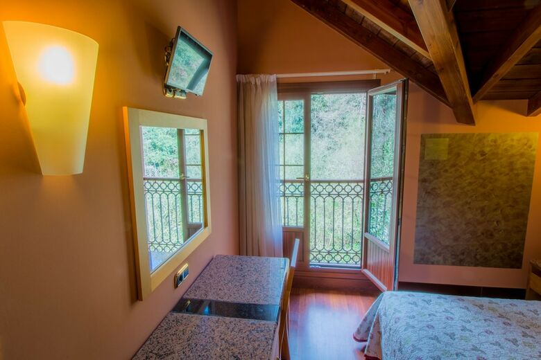 Hotel Erreka Alde