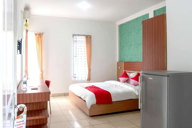 Hotel Oyo 617 Sukaraja Residence
