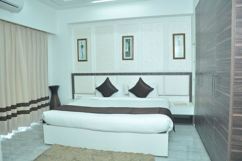 Hotel Vvip Suites By Tgi