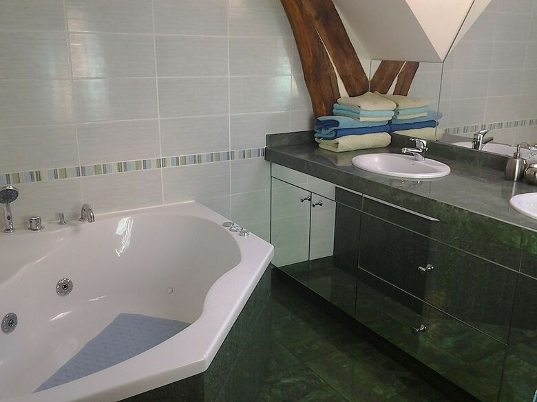 Hotel La Long�re Chanoir