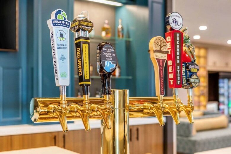 Cambria Hotel Bettendorf - Quad Cities