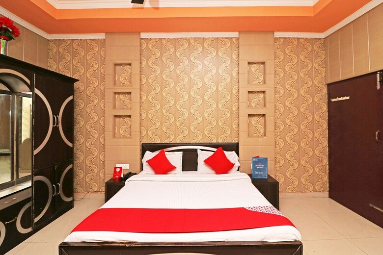Oyo 28169 Hotel Sagar