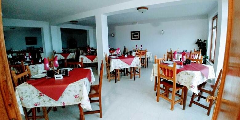 Pension Hostal Restaurante Parajes