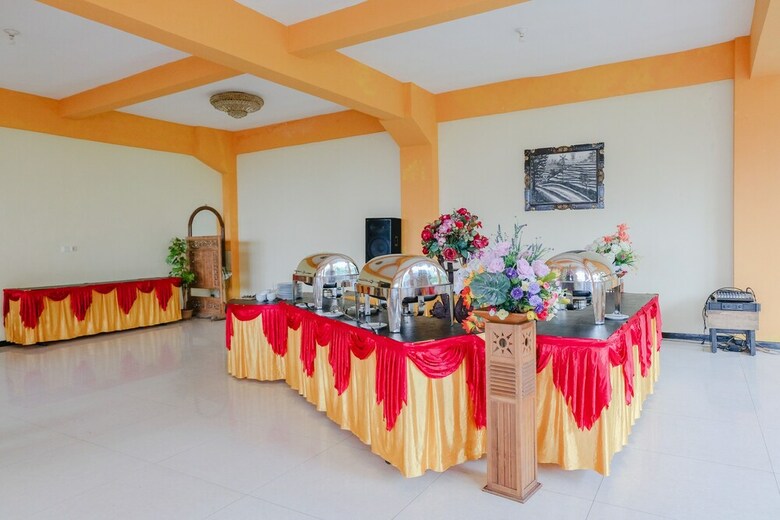 Capital O 892 Grand Pujon View Hotel And Resort