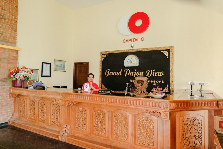 Capital O 892 Grand Pujon View Hotel And Resort