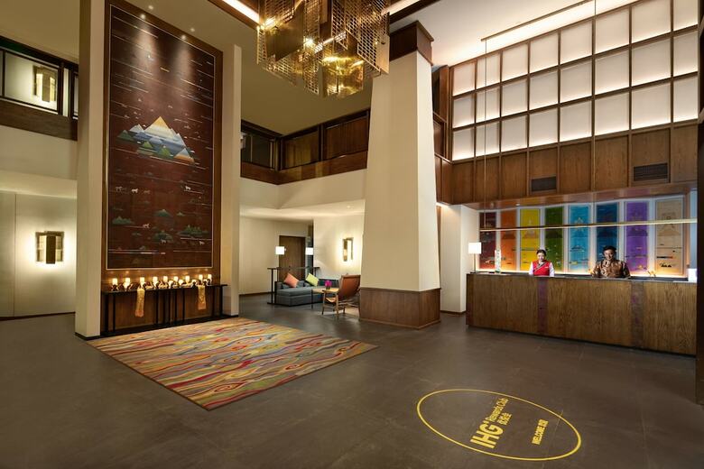 Hotel Holiday Inn Batang