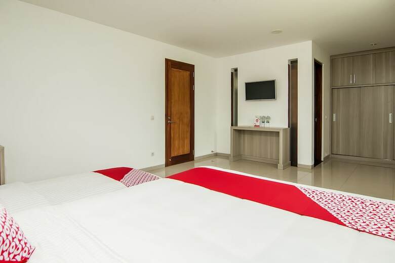 Hotel Oyo 882 Puri Gevana Guest House