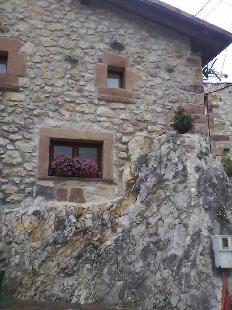Hostal Albergue La Aldea