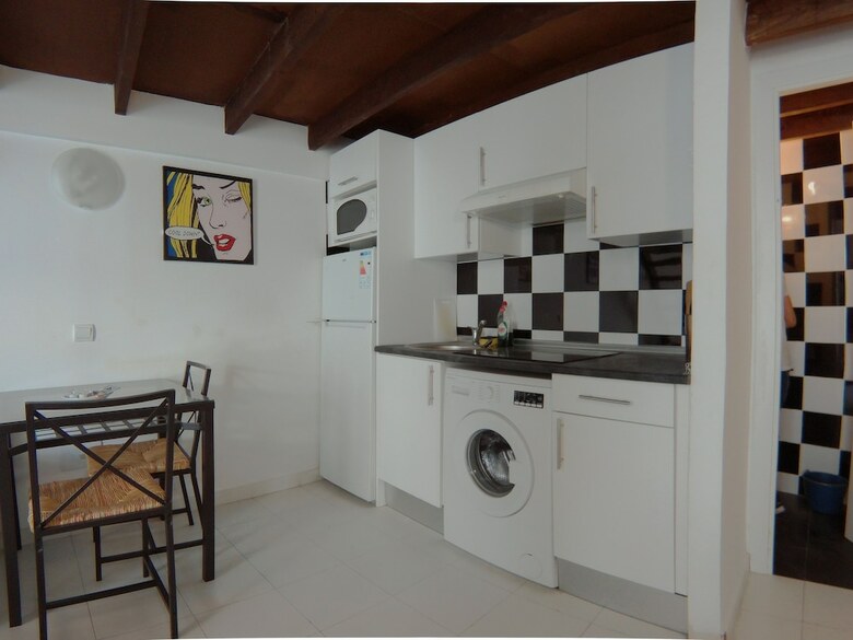 Apartamentos Estudio Cercano A Plaza Castilla Cba3