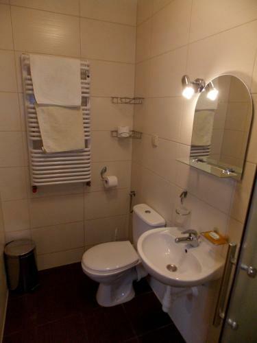 Hostal Pensjonat Pod D?ug? Polan?