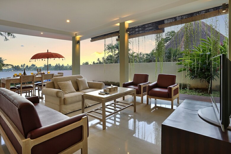 Askara Villa Rice Field View