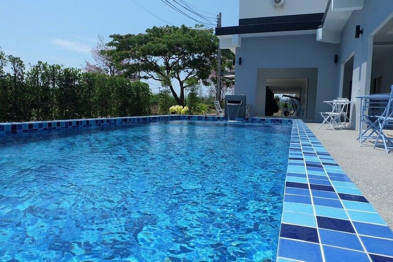 Hotel Rim Nam Riva Resort