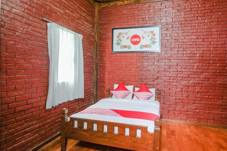 Hostal Oyo 774 Villa 007 Sengkaling