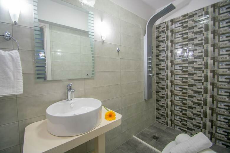Zante Lagos Holiday Homes