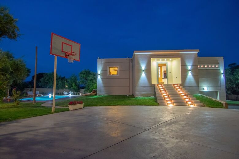 Zante Lagos Holiday Homes