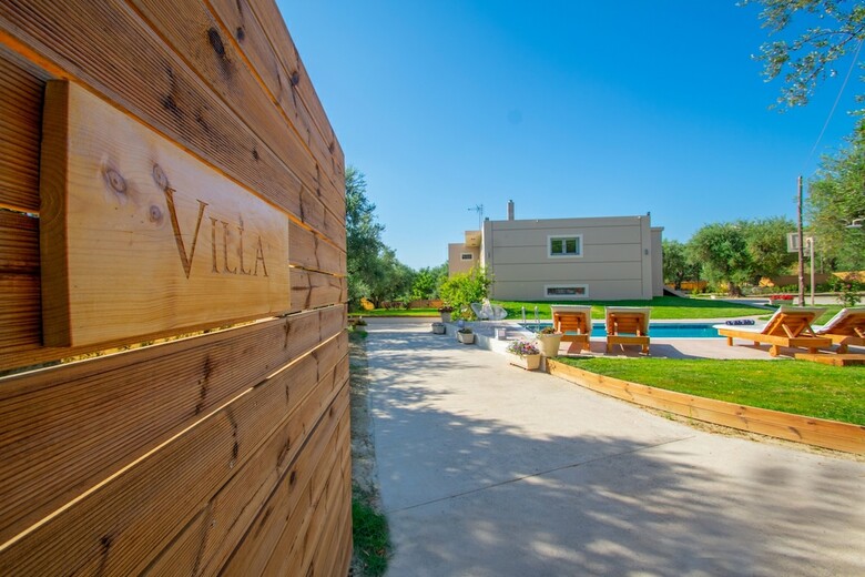 Zante Lagos Holiday Homes