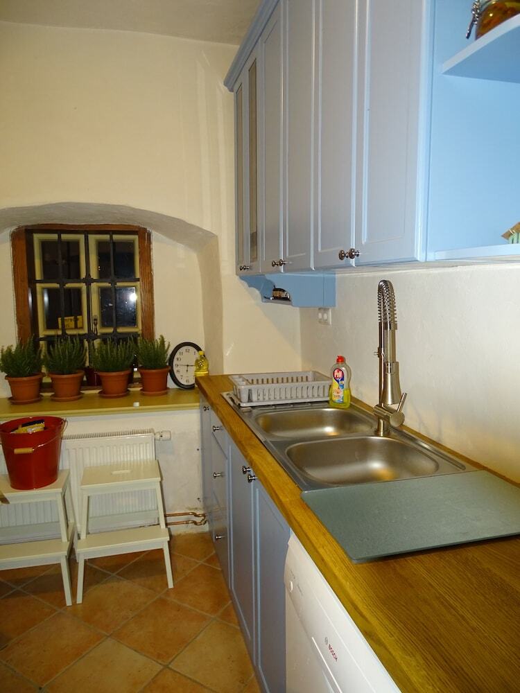 Apartments Mozinetova Hisa