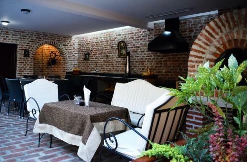 Hotel Hunting House