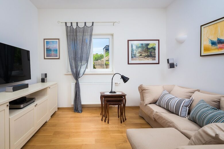 Stunning Villa Sofia With Heated Pool In Split Hinterland