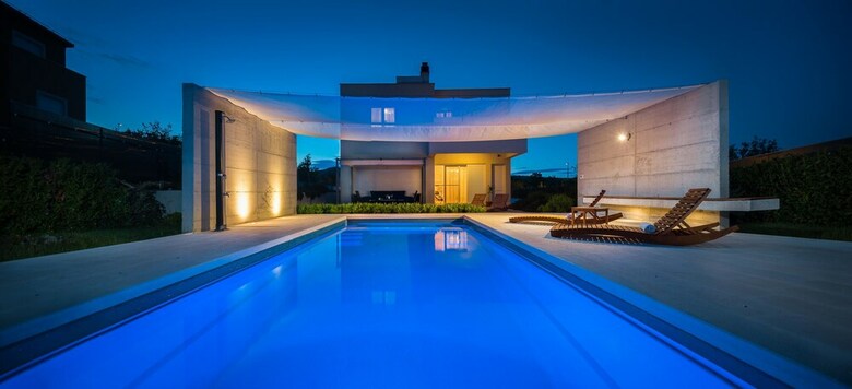Stunning Villa Sofia With Heated Pool In Split Hinterland