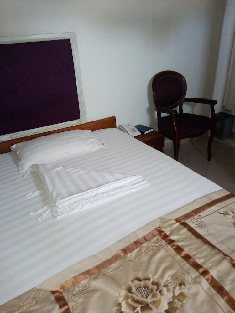 Stone Hotel
