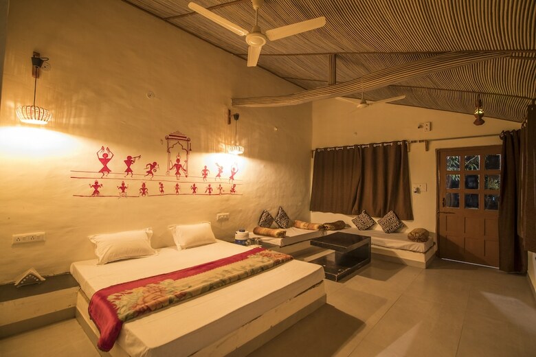 Hotel Pachmarhi Foothill Cottages