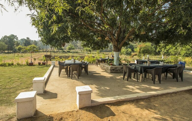 Hotel Pachmarhi Foothill Cottages