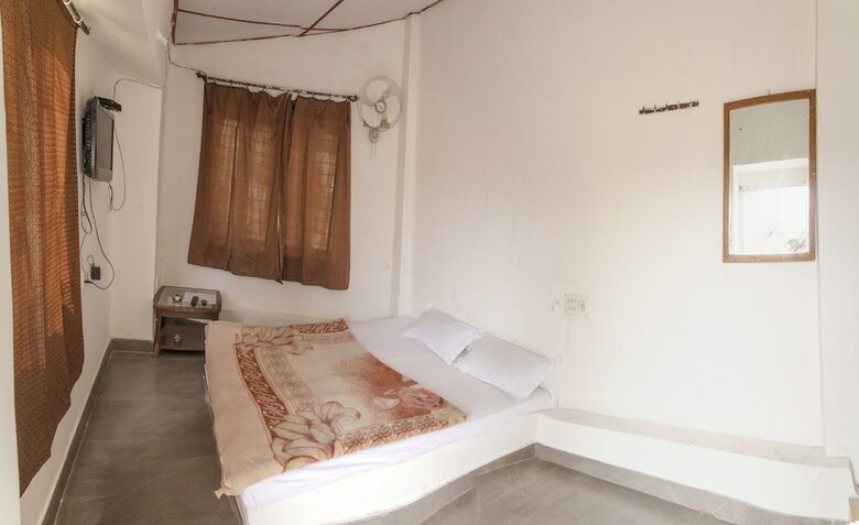 Hotel Pachmarhi Foothill Cottages