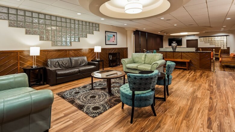 Airport Honolulu Hotel