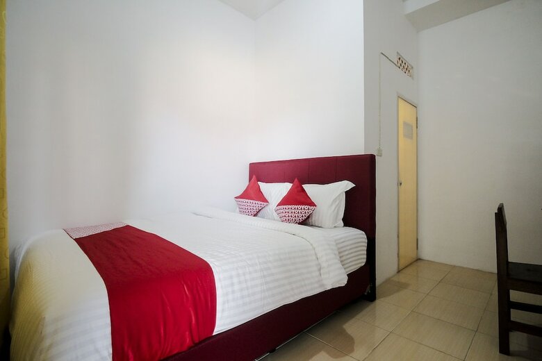 Hotel Oyo 659 Kost And Home Stay Wisma Mulia
