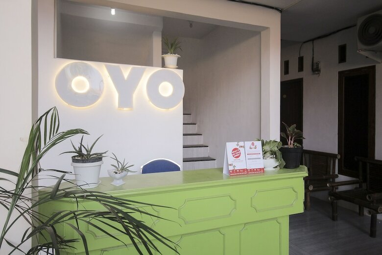 Hotel Oyo 659 Kost And Home Stay Wisma Mulia