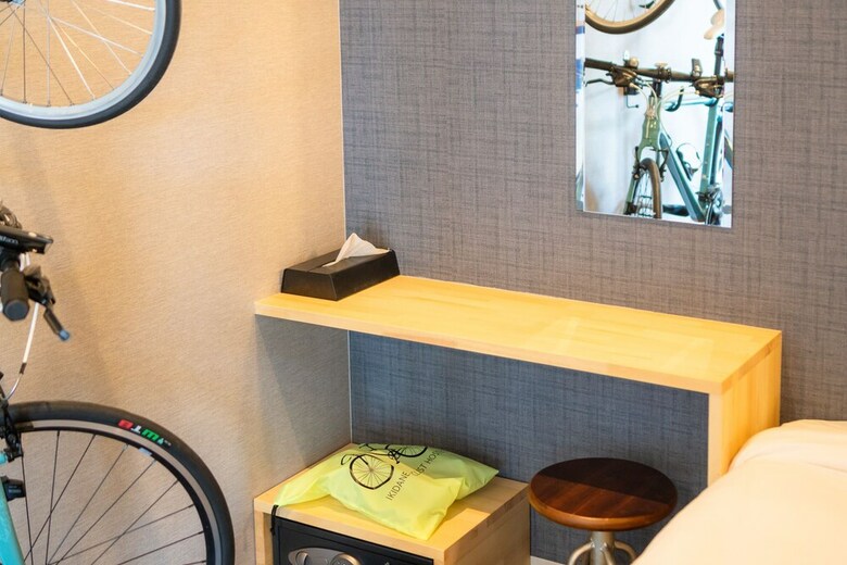 Hostal Ikidane Cyclist Hostel & Cafe Shimanami