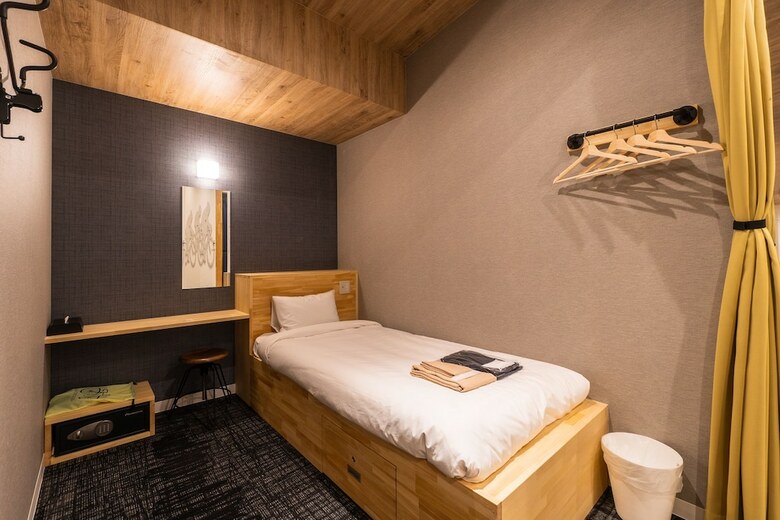 Hostal Ikidane Cyclist Hostel & Cafe Shimanami